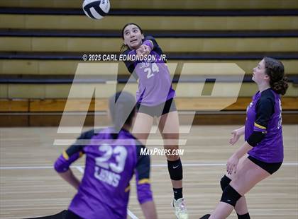 Thumbnail 3 in Columbia Central @ Central Magnet photogallery.
