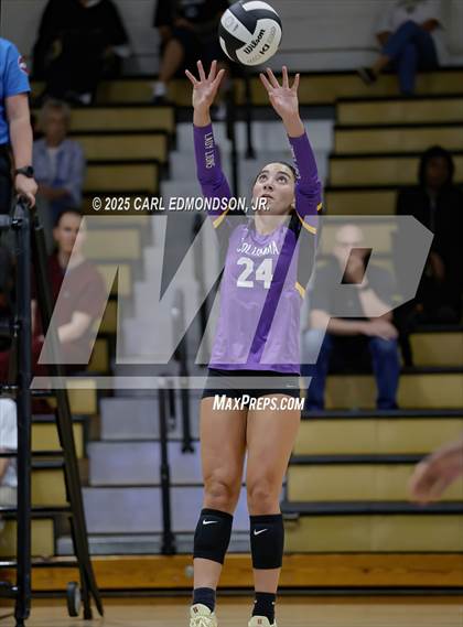 Thumbnail 3 in Columbia Central @ Central Magnet photogallery.
