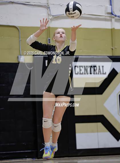 Thumbnail 1 in Columbia Central @ Central Magnet photogallery.