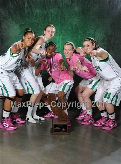 Thumbnail 1 in St. Mary's (CIF State D2 Award Photos) photogallery.