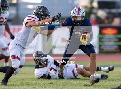 Thumbnail 3 in Oaks Christian @ Liberty photogallery.