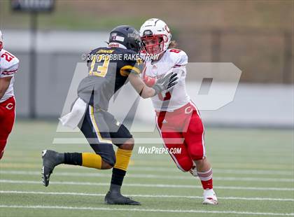 Thumbnail 1 in Carthage vs. Crandall (UIL 4A Division I Region III Regional Playoff) photogallery.