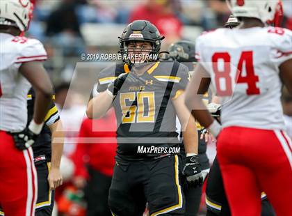 Thumbnail 3 in Carthage vs. Crandall (UIL 4A Division I Region III Regional Playoff) photogallery.