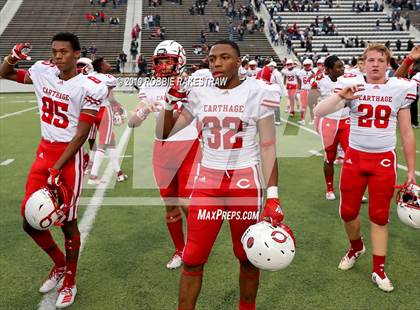 Thumbnail 3 in Carthage vs. Crandall (UIL 4A Division I Region III Regional Playoff) photogallery.