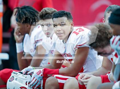 Thumbnail 1 in Carthage vs. Crandall (UIL 4A Division I Region III Regional Playoff) photogallery.