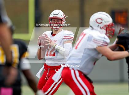 Thumbnail 2 in Carthage vs. Crandall (UIL 4A Division I Region III Regional Playoff) photogallery.
