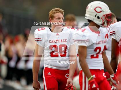 Thumbnail 3 in Carthage vs. Crandall (UIL 4A Division I Region III Regional Playoff) photogallery.