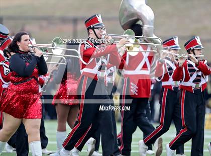 Thumbnail 3 in Carthage vs. Crandall (UIL 4A Division I Region III Regional Playoff) photogallery.