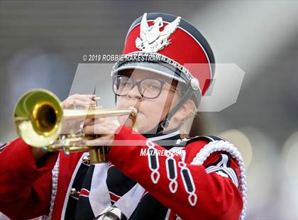 Thumbnail 3 in Carthage vs. Crandall (UIL 4A Division I Region III Regional Playoff) photogallery.