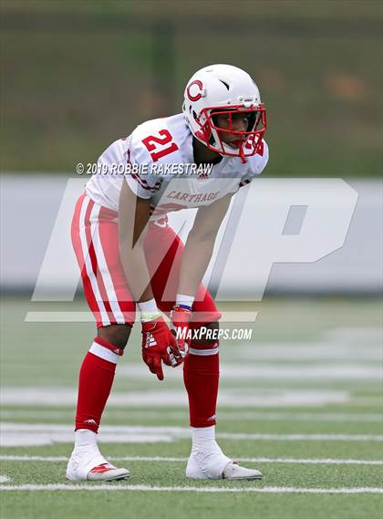 Thumbnail 2 in Carthage vs. Crandall (UIL 4A Division I Region III Regional Playoff) photogallery.