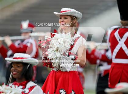 Thumbnail 3 in Carthage vs. Crandall (UIL 4A Division I Region III Regional Playoff) photogallery.