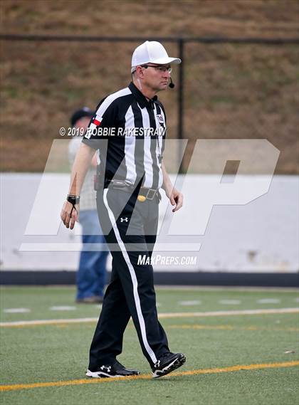 Thumbnail 3 in Carthage vs. Crandall (UIL 4A Division I Region III Regional Playoff) photogallery.
