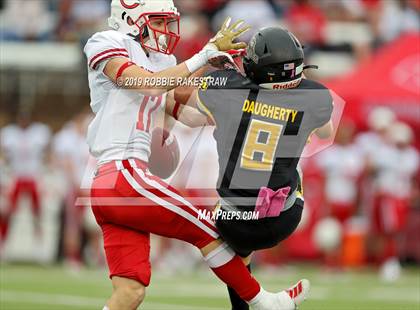 Thumbnail 1 in Carthage vs. Crandall (UIL 4A Division I Region III Regional Playoff) photogallery.