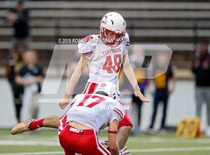 Thumbnail 3 in Carthage vs. Crandall (UIL 4A Division I Region III Regional Playoff) photogallery.