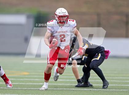Thumbnail 2 in Carthage vs. Crandall (UIL 4A Division I Region III Regional Playoff) photogallery.