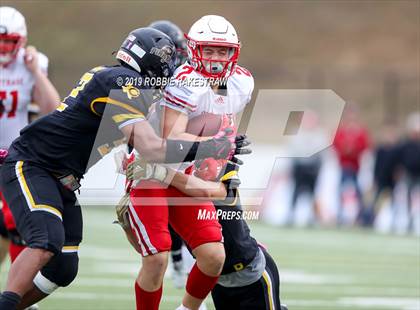 Thumbnail 2 in Carthage vs. Crandall (UIL 4A Division I Region III Regional Playoff) photogallery.