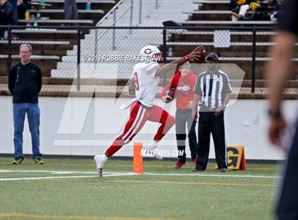 Thumbnail 1 in Carthage vs. Crandall (UIL 4A Division I Region III Regional Playoff) photogallery.