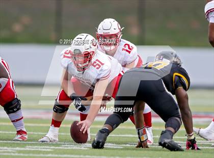 Thumbnail 3 in Carthage vs. Crandall (UIL 4A Division I Region III Regional Playoff) photogallery.