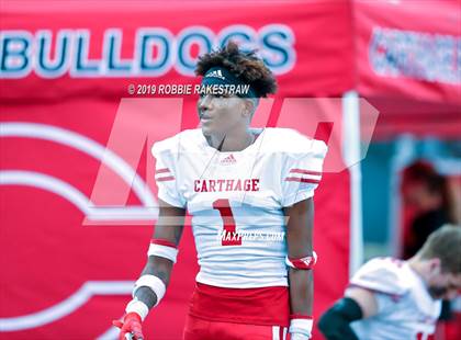 Thumbnail 1 in Carthage vs. Crandall (UIL 4A Division I Region III Regional Playoff) photogallery.