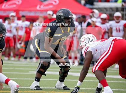 Thumbnail 1 in Carthage vs. Crandall (UIL 4A Division I Region III Regional Playoff) photogallery.