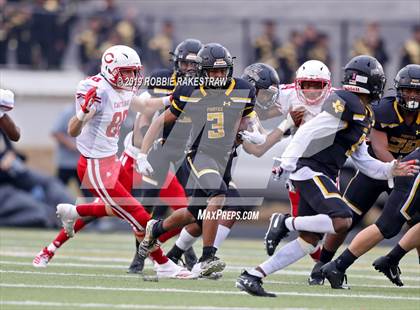 Thumbnail 1 in Carthage vs. Crandall (UIL 4A Division I Region III Regional Playoff) photogallery.