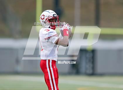 Thumbnail 2 in Carthage vs. Crandall (UIL 4A Division I Region III Regional Playoff) photogallery.