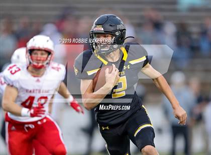 Thumbnail 1 in Carthage vs. Crandall (UIL 4A Division I Region III Regional Playoff) photogallery.