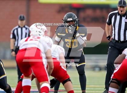 Thumbnail 1 in Carthage vs. Crandall (UIL 4A Division I Region III Regional Playoff) photogallery.