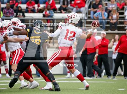 Thumbnail 2 in Carthage vs. Crandall (UIL 4A Division I Region III Regional Playoff) photogallery.