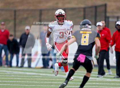 Thumbnail 3 in Carthage vs. Crandall (UIL 4A Division I Region III Regional Playoff) photogallery.