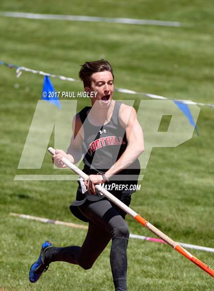 Thumbnail 3 in Yreka Lions Invitational photogallery.