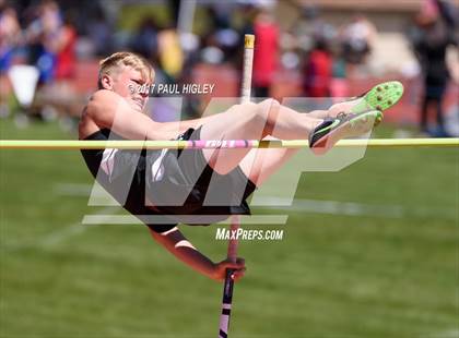 Thumbnail 2 in Yreka Lions Invitational photogallery.