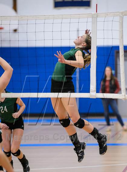 Thumbnail 3 in Coventry vs. Holy Cross (CIAC Class S Final) photogallery.
