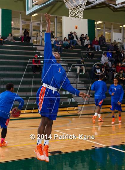 Thumbnail 3 in Roosevelt vs Maret (George Long Holiday Hoops Tournament) photogallery.