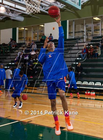 Thumbnail 2 in Roosevelt vs Maret (George Long Holiday Hoops Tournament) photogallery.