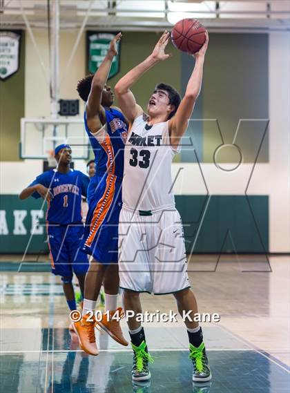 Thumbnail 3 in Roosevelt vs Maret (George Long Holiday Hoops Tournament) photogallery.