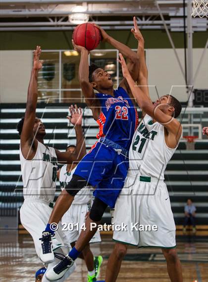Thumbnail 1 in Roosevelt vs Maret (George Long Holiday Hoops Tournament) photogallery.