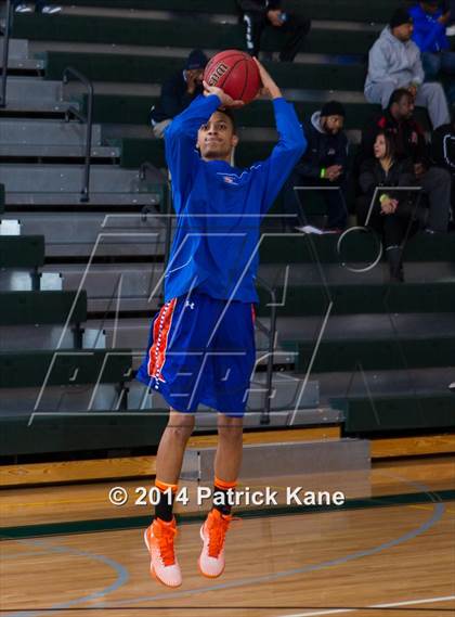 Thumbnail 1 in Roosevelt vs Maret (George Long Holiday Hoops Tournament) photogallery.