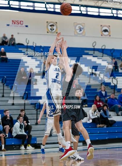 Thumbnail 1 in Palatine vs. Lake Zurich (Lake Zurich MLK 3rd Place Game) photogallery.