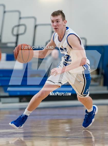 Thumbnail 1 in Palatine vs. Lake Zurich (Lake Zurich MLK 3rd Place Game) photogallery.