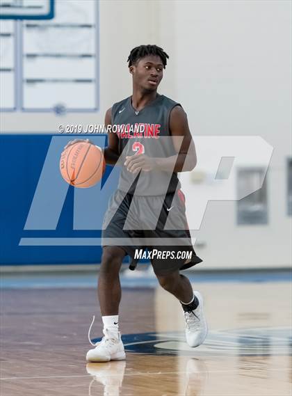 Thumbnail 2 in Palatine vs. Lake Zurich (Lake Zurich MLK 3rd Place Game) photogallery.