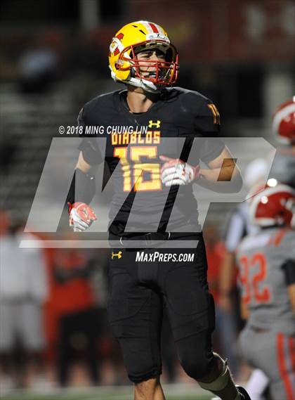 Thumbnail 1 in Mater Dei vs. Mission Viejo (CIF SS D1 Quarterfinal) photogallery.