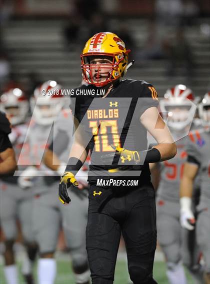 Thumbnail 3 in Mater Dei vs. Mission Viejo (CIF SS D1 Quarterfinal) photogallery.