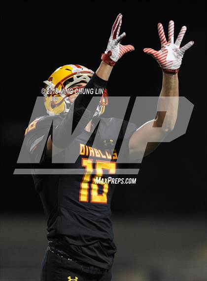 Thumbnail 3 in Mater Dei vs. Mission Viejo (CIF SS D1 Quarterfinal) photogallery.