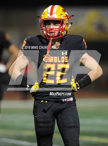 Thumbnail 1 in Mater Dei vs. Mission Viejo (CIF SS D1 Quarterfinal) photogallery.