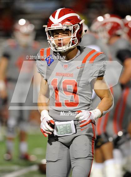 Thumbnail 2 in Mater Dei vs. Mission Viejo (CIF SS D1 Quarterfinal) photogallery.