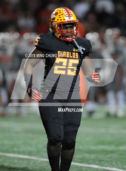 Thumbnail 3 in Mater Dei vs. Mission Viejo (CIF SS D1 Quarterfinal) photogallery.