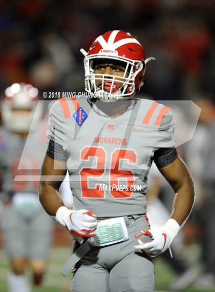 Thumbnail 1 in Mater Dei vs. Mission Viejo (CIF SS D1 Quarterfinal) photogallery.