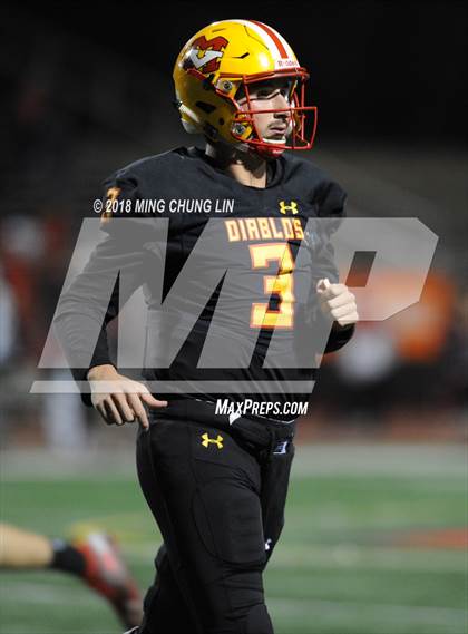Thumbnail 1 in Mater Dei vs. Mission Viejo (CIF SS D1 Quarterfinal) photogallery.