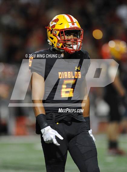 Thumbnail 2 in Mater Dei vs. Mission Viejo (CIF SS D1 Quarterfinal) photogallery.